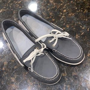 Sperry navy boat shoes size 10